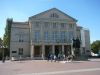 Weimar-Foto-Goethe-Schiller-Denkmal-Nationaltheater.JPG