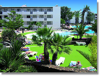 Hoteltipp für Urlaub Lanzarote 3 Sterne Hotel  El Trebol  in Costa Teguise Reisen Insel 